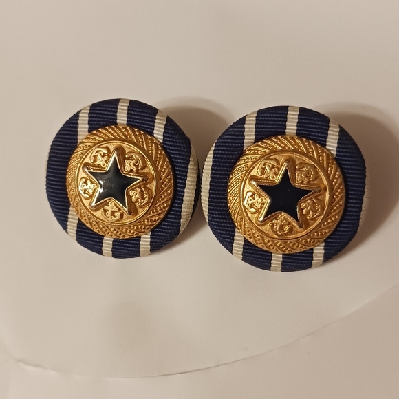 Vintage Stars & Stripes  Gold & Blue Earrings Patriotic Militaria 80's - Picture 1 of 3